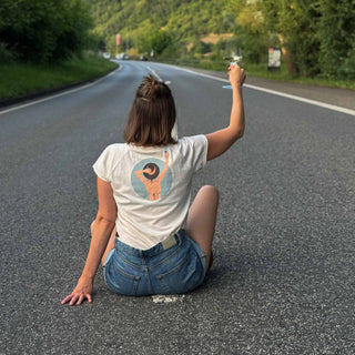 Wein T-Shirt CHEERS TO THE WORLD - Vanilla