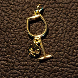 Weinschmuck-Anhaenger_Weinglas_925_Silber-vergoldet